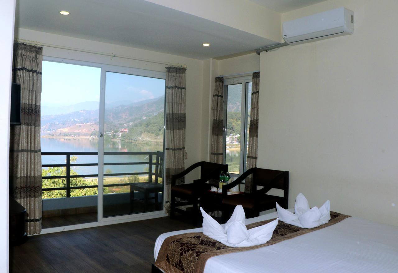 Hotel The Coast Pokhara Eksteriør bilde