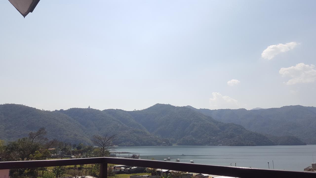 Hotel The Coast Pokhara Eksteriør bilde